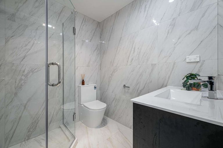 Photo of property in 5/29 Tudor Road, Henderson, Auckland, 0610