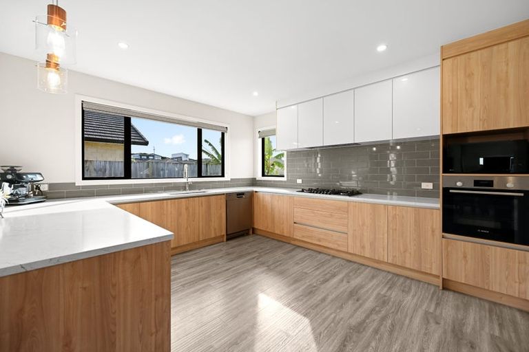 Photo of property in 8 Paiaka Place, Rototuna North, Hamilton, 3210