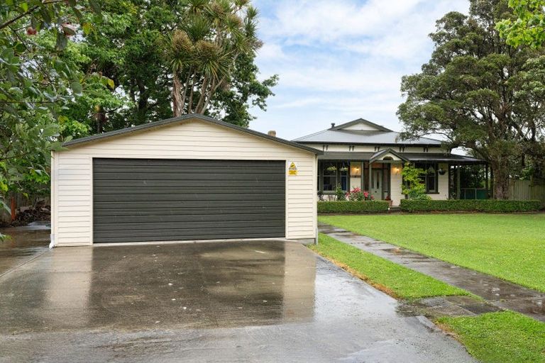 Photo of property in 70 Tokomaru Road East, Tokomaru, Palmerston North, 4474