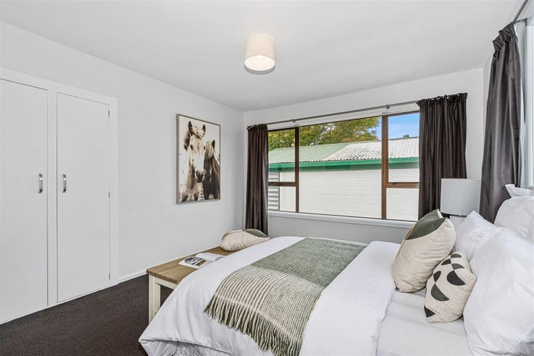 Photo of property in 97 Winters Road, Redwood, Christchurch, 8051