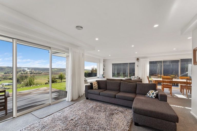 Photo of property in 32 Katania Heights, Brightwater, 7022