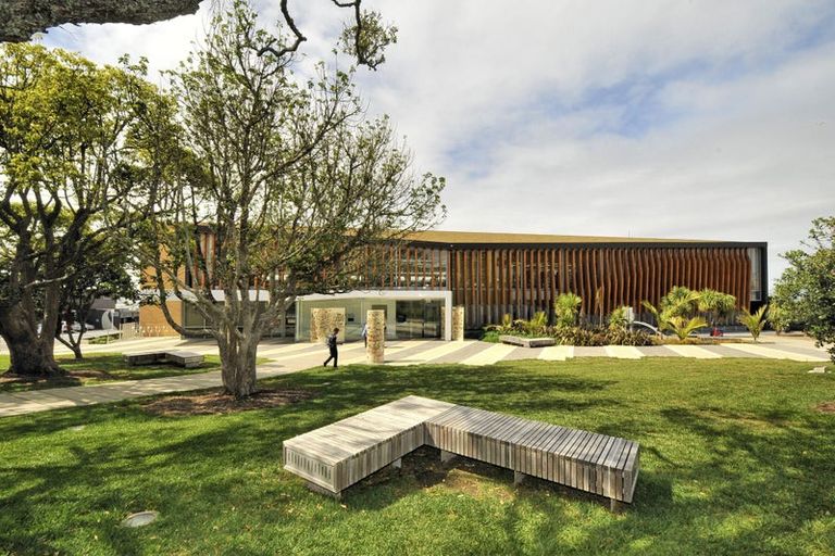 Photo of property in 12/27 Mokoia Road, Birkenhead, Auckland, 0626