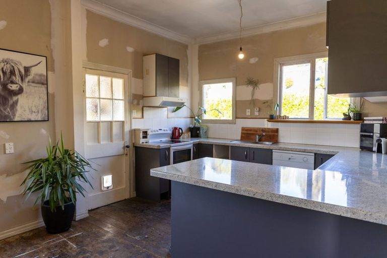 Photo of property in 6 Wolsley Street, Gore, 9710