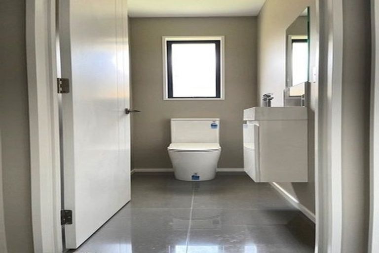 Photo of property in 19 Pinewood Avenue, North New Brighton, Christchurch, 8083