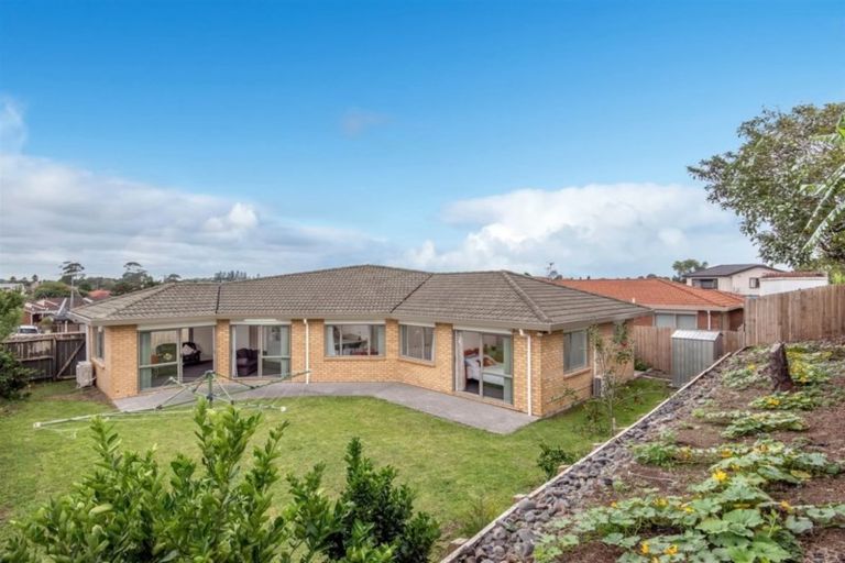 Photo of property in 46 Robert Ross Place, Clendon Park, Auckland, 2103