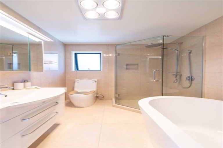 Photo of property in 3b Dickson Crescent, Hornby, Christchurch, 8042