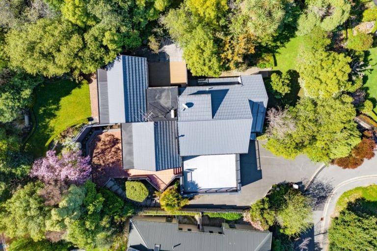 Photo of property in 25 Lookaway Place, Huntsbury, Christchurch, 8022