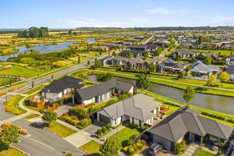 Photo of property in 62 Tiritiri Moana Drive, Pegasus, 7612