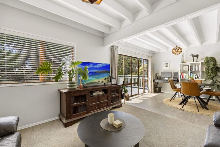 Photo of property in 3/1 Mulberry Place, Glenfield, Auckland, 0629