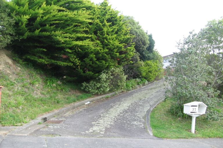 Photo of property in 37 Springdale Grove, Fitzherbert, Palmerston North, 4410