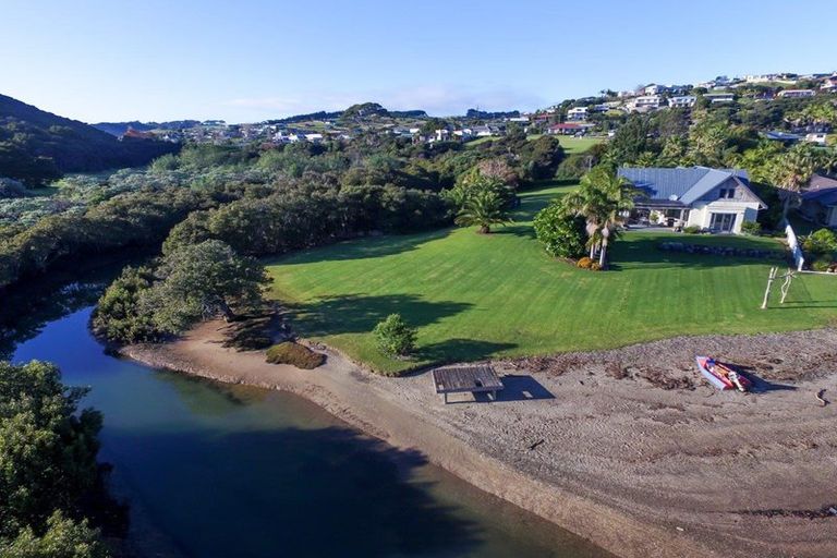 Photo of property in 275b State Highway 10, Cable Bay, 0420