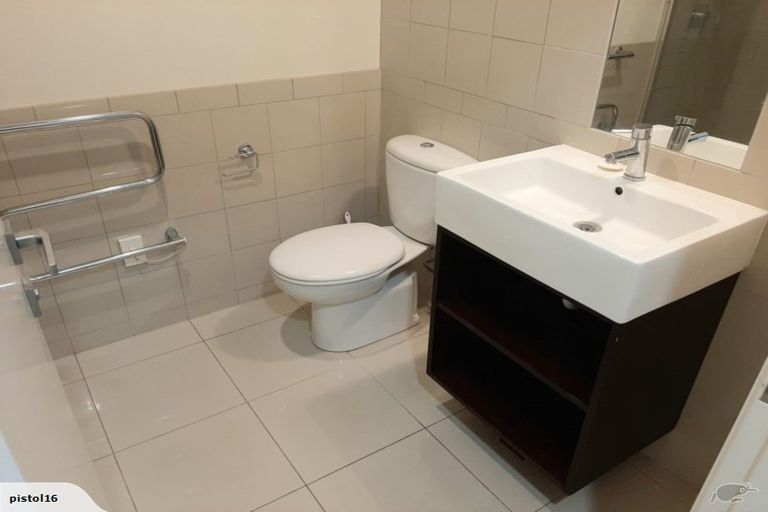 Photo of property in 2-06/424 Maunganui Road, Mount Maunganui, 3116