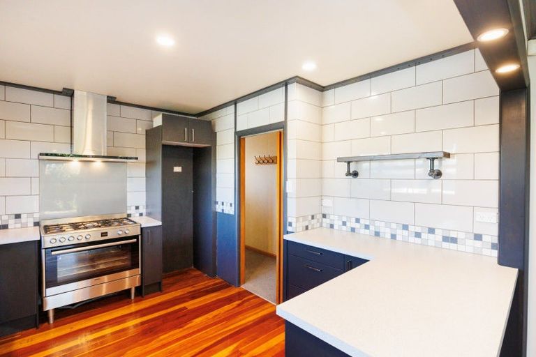 Photo of property in 392 Ruahine Street, Terrace End, Palmerston North, 4410