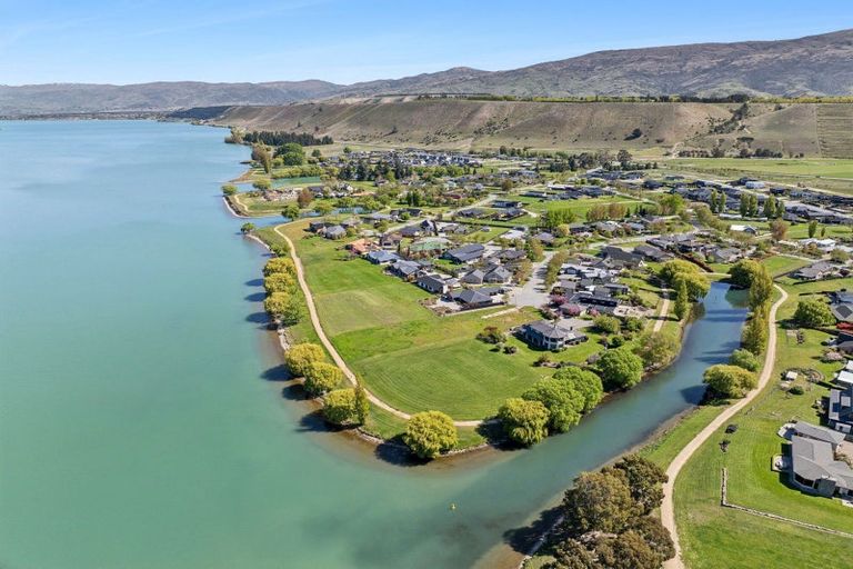 Photo of property in 9 Quartz Lane, Mount Pisa, Cromwell, 9383