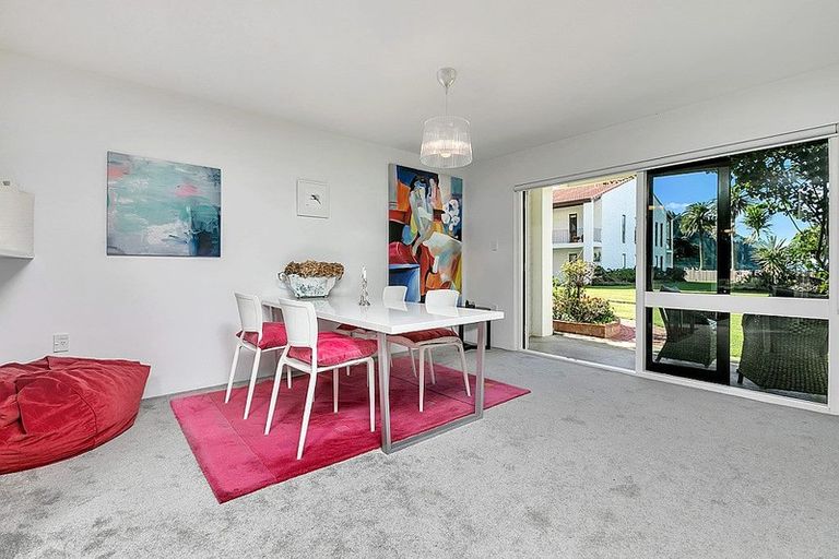 Photo of property in 3/34 Waiwera Place, Waiwera, Orewa, 0994