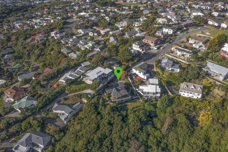 Photo of property in 18 Tremaine Place, Camborne, Porirua, 5026