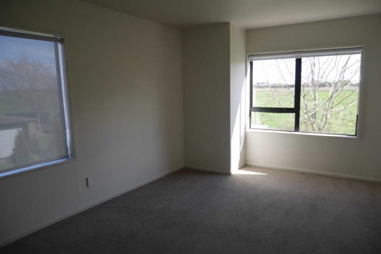 Photo of property in 14 Lordship Place, Templeton, Christchurch, 8042