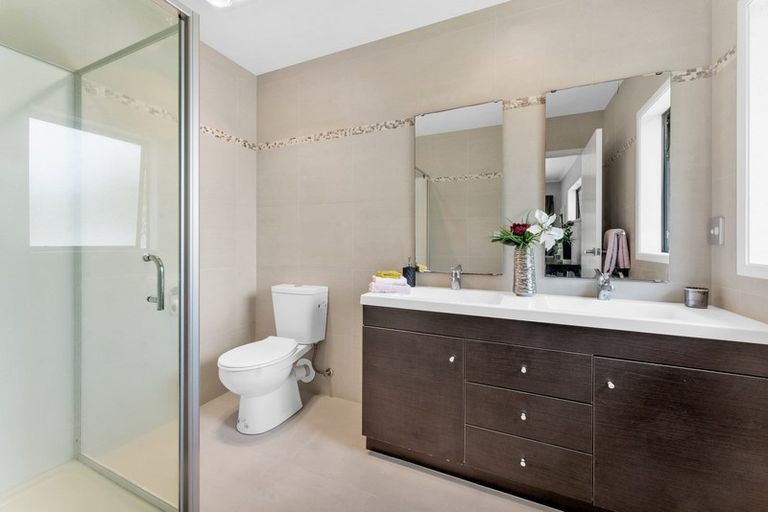 Photo of property in 3 Bilancia Place, Flat Bush, Auckland, 2016