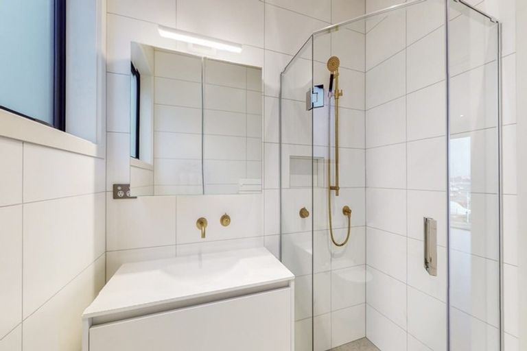 Photo of property in 460 Evans Bay Parade, Hataitai, Wellington, 6021