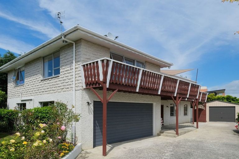Photo of property in 8 Windsor Place, Mosgiel, 9024