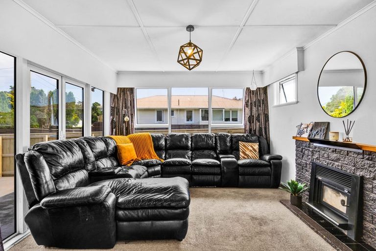 Photo of property in 5 Belair Avenue, Blagdon, New Plymouth, 4310