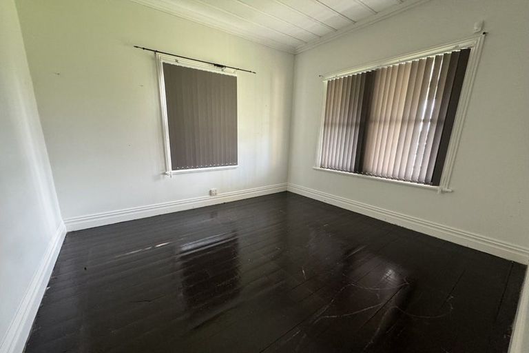 Photo of property in 1/435 Great South Road, Opaheke, Papakura, 2113