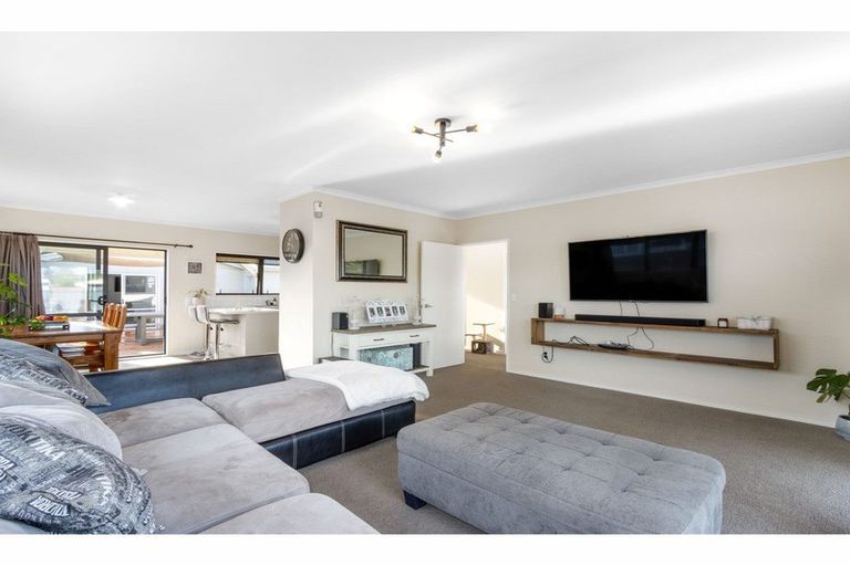 Photo of property in 15 Lorne Crescent, Flaxmere, Hastings, 4120