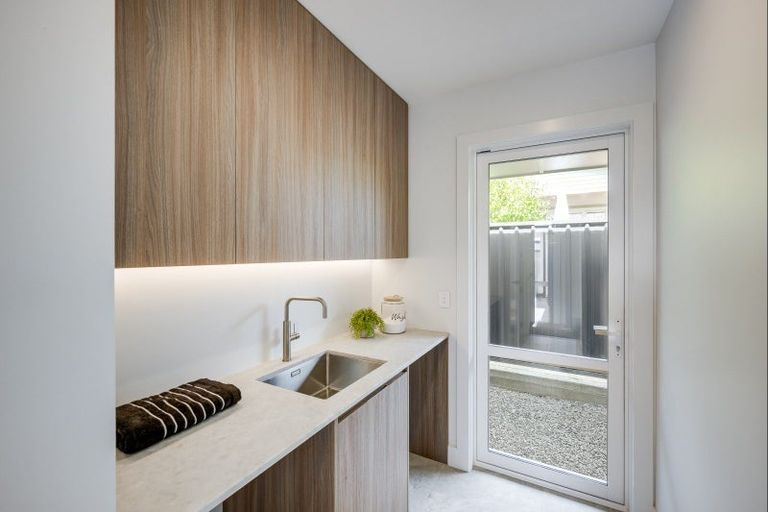 Photo of property in 12 Rich Rise, Havelock North, 4130