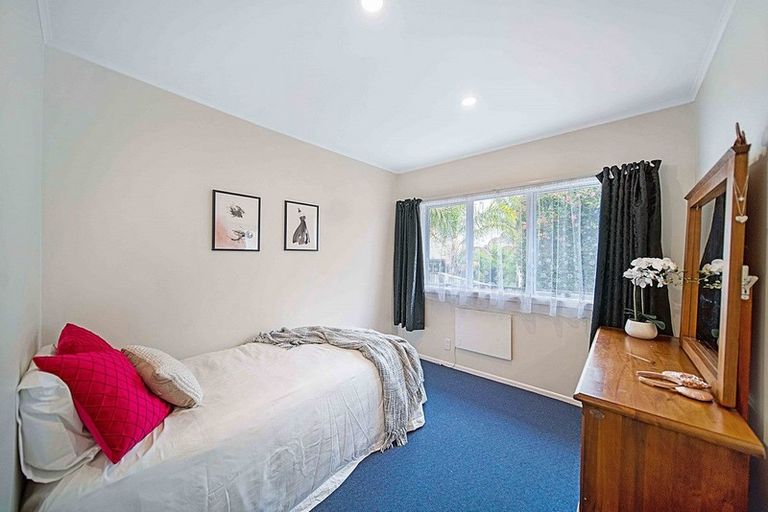 Photo of property in 1/56 Youngs Road, Papakura, 2110