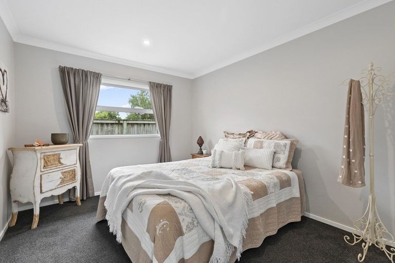 Photo of property in 17 Allendale Place, Morrinsville, 3300