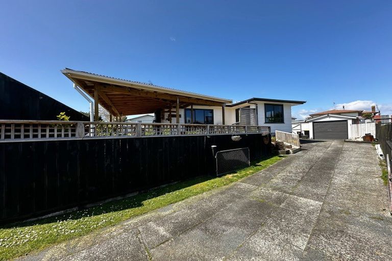Photo of property in 19 Kiwi Street, Tokoroa, 3420
