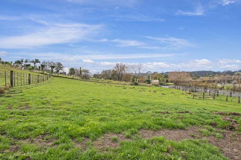 Photo of property in 290 Staniforth Road, Mangawhai, Wellsford, 0975