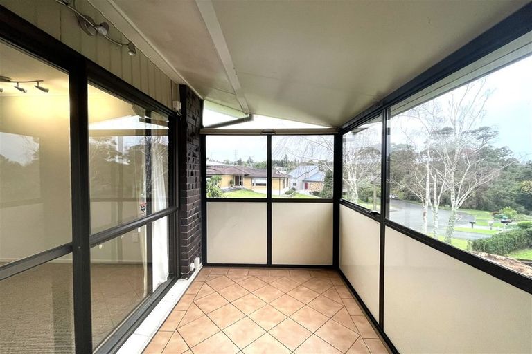 Photo of property in 12 Wairata Place, Te Atatu South, Auckland, 0610
