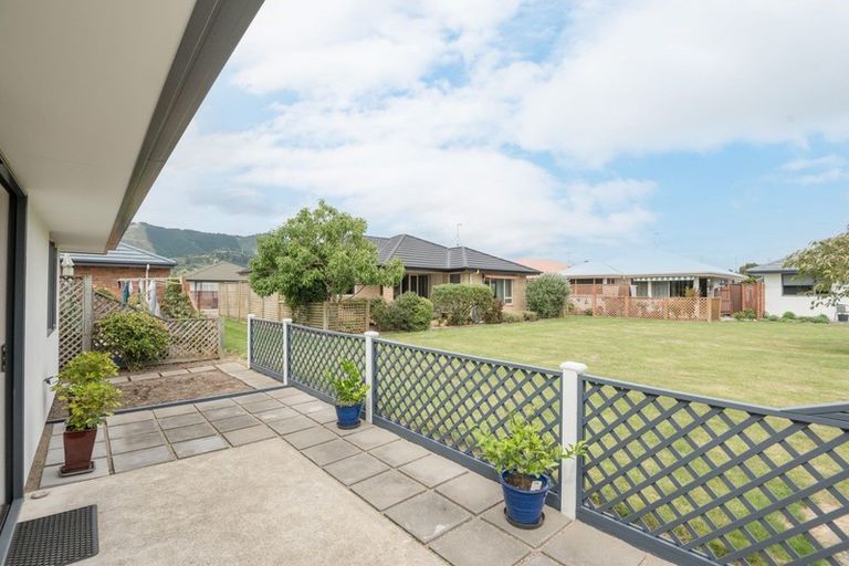 Photo of property in 8 The Drive, Richmond, 7020