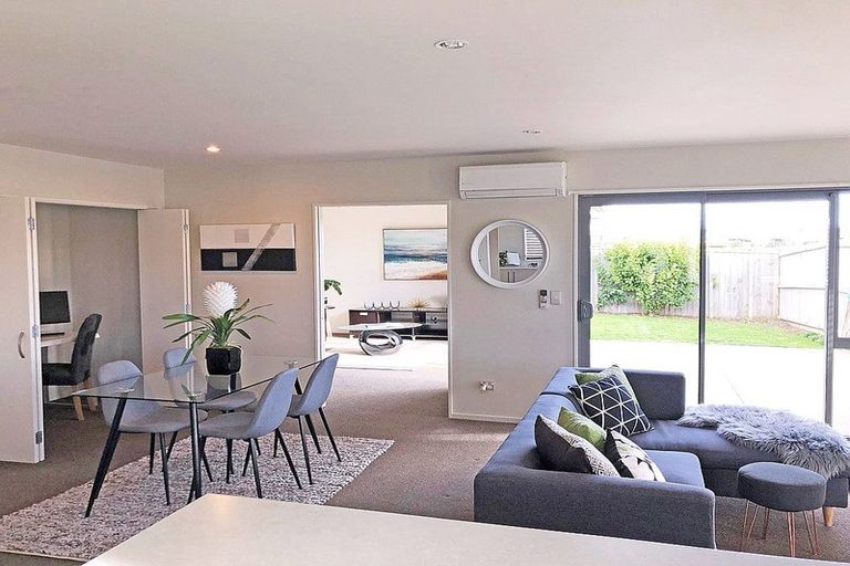 Photo of property in 21 Jacks Drive, West Melton, 7618