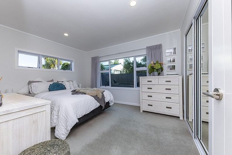 Photo of property in 4 Bethells Road, Waitakere, Auckland, 0816