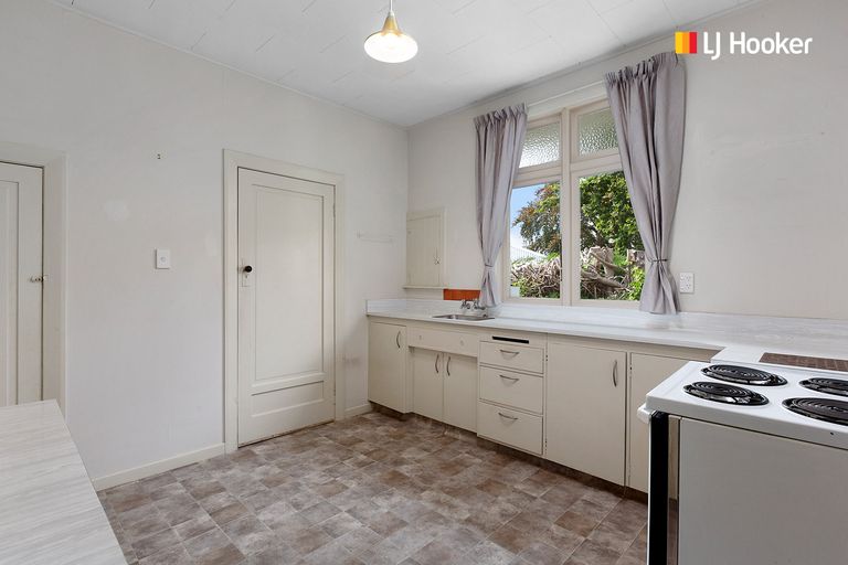 Photo of property in 24 Springhill Road, Mornington, Dunedin, 9011