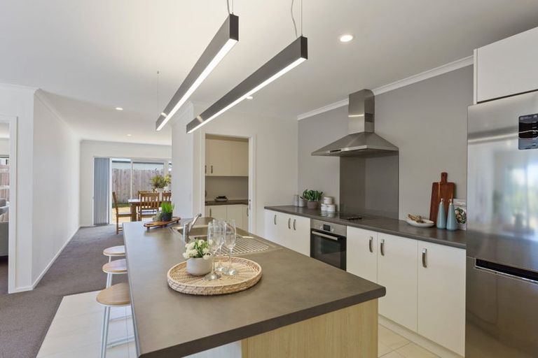 Photo of property in 29 Gallipoli Place, Paraparaumu, 5032