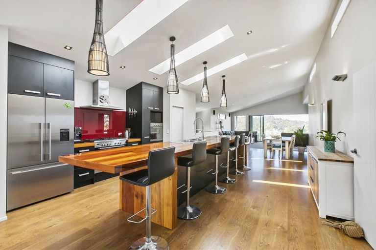 Photo of property in 31 Stillwater Crescent, Stillwater, Silverdale, 0993