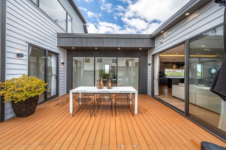 Photo of property in 4 Hapukupuku Avenue, Beachlands, Auckland, 2018