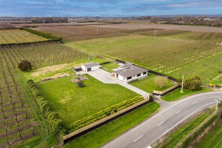 Photo of property in 64 Thompson Road, Twyford, Hastings, 4175