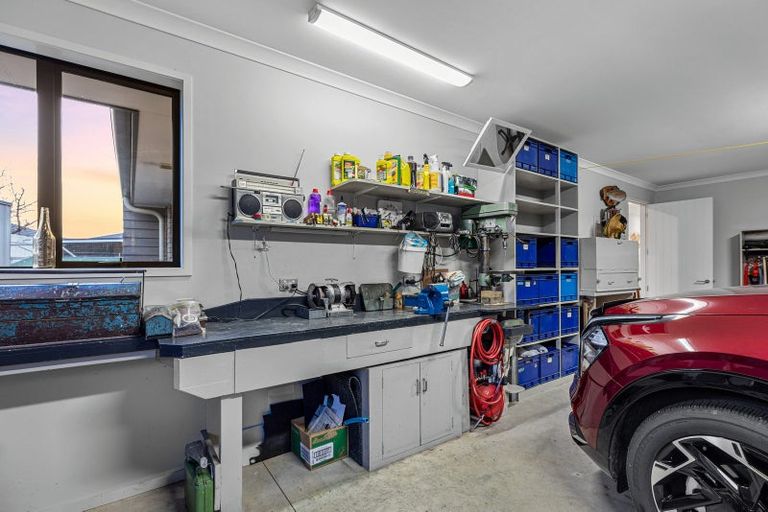 Photo of property in 14 Mervyn Place, Ohauiti, Tauranga, 3112