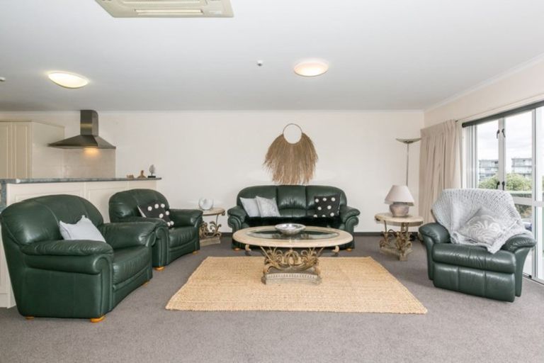 Photo of property in 11/26 West Quay, Ahuriri, Napier, 4110