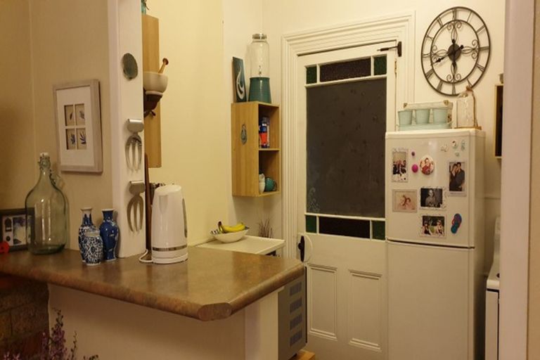 Photo of property in 2 Craig Road, Milford, Auckland, 0620