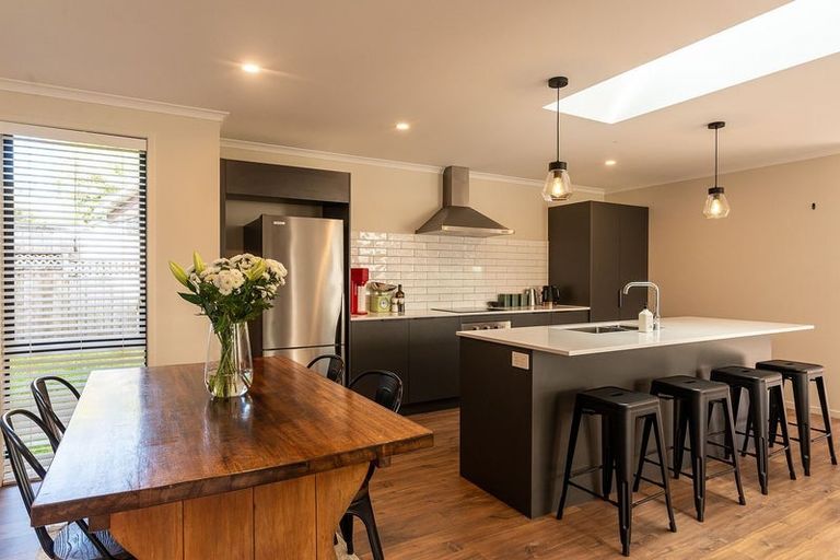 Photo of property in 96a Tarawera Road, Lynmore, 3010