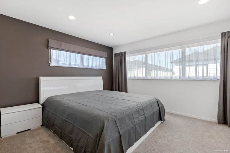 Photo of property in 19 Pinefield Road, Whenuapai, Auckland, 0618