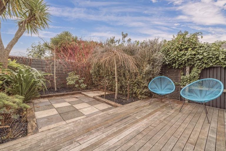 Photo of property in 276 Estuary Road, South New Brighton, Christchurch, 8062