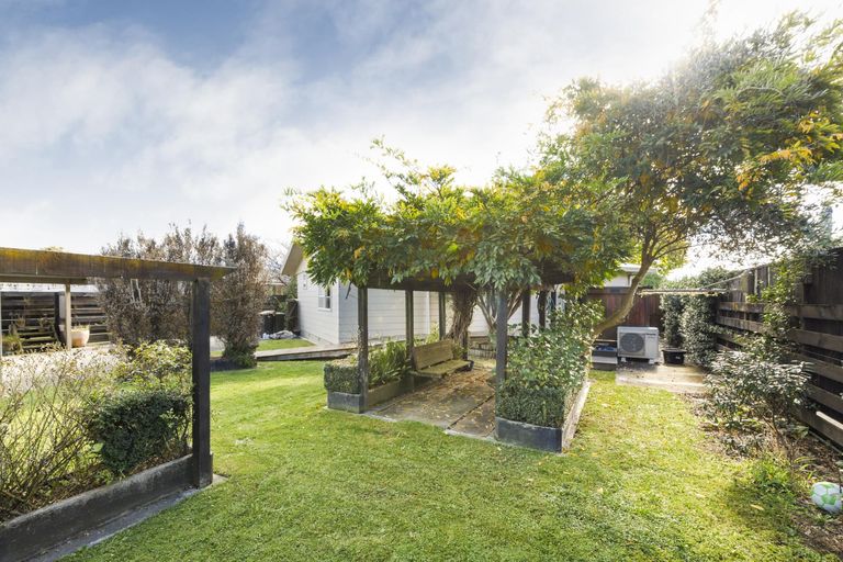 Photo of property in 78 Benmore Avenue, Cloverlea, Palmerston North, 4412