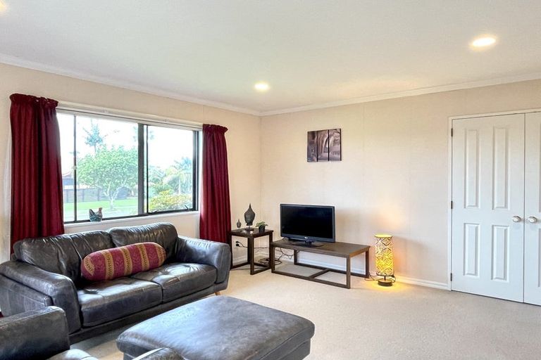 Photo of property in 1 Oleander Lane, Mount Maunganui, 3116