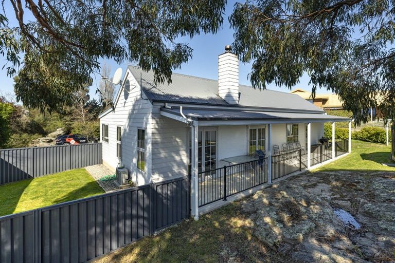 Photo of property in 10a Lanes Road, Bridge Hill, Alexandra, 9320